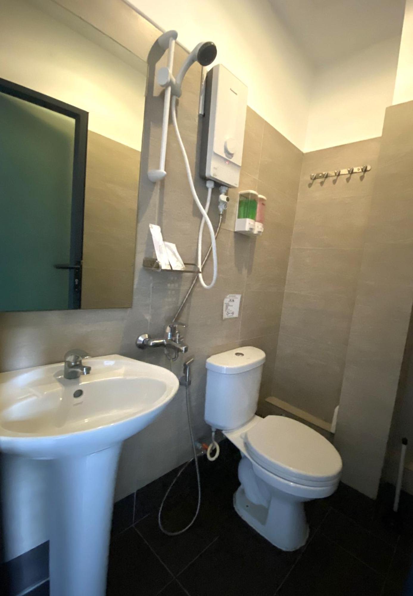 Hostel Fuji Phnom Penh Extérieur photo